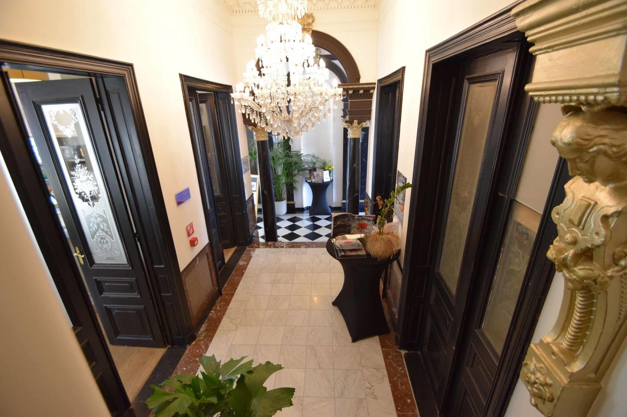 Hotel Geeraard Geraardsbergen Esterno foto